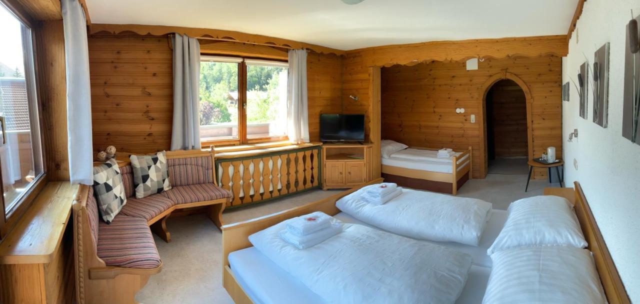 Hotel Wildrose Neukirchen am Großvenediger Kültér fotó