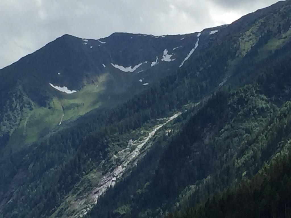 Hotel Wildrose Neukirchen am Großvenediger Szoba fotó